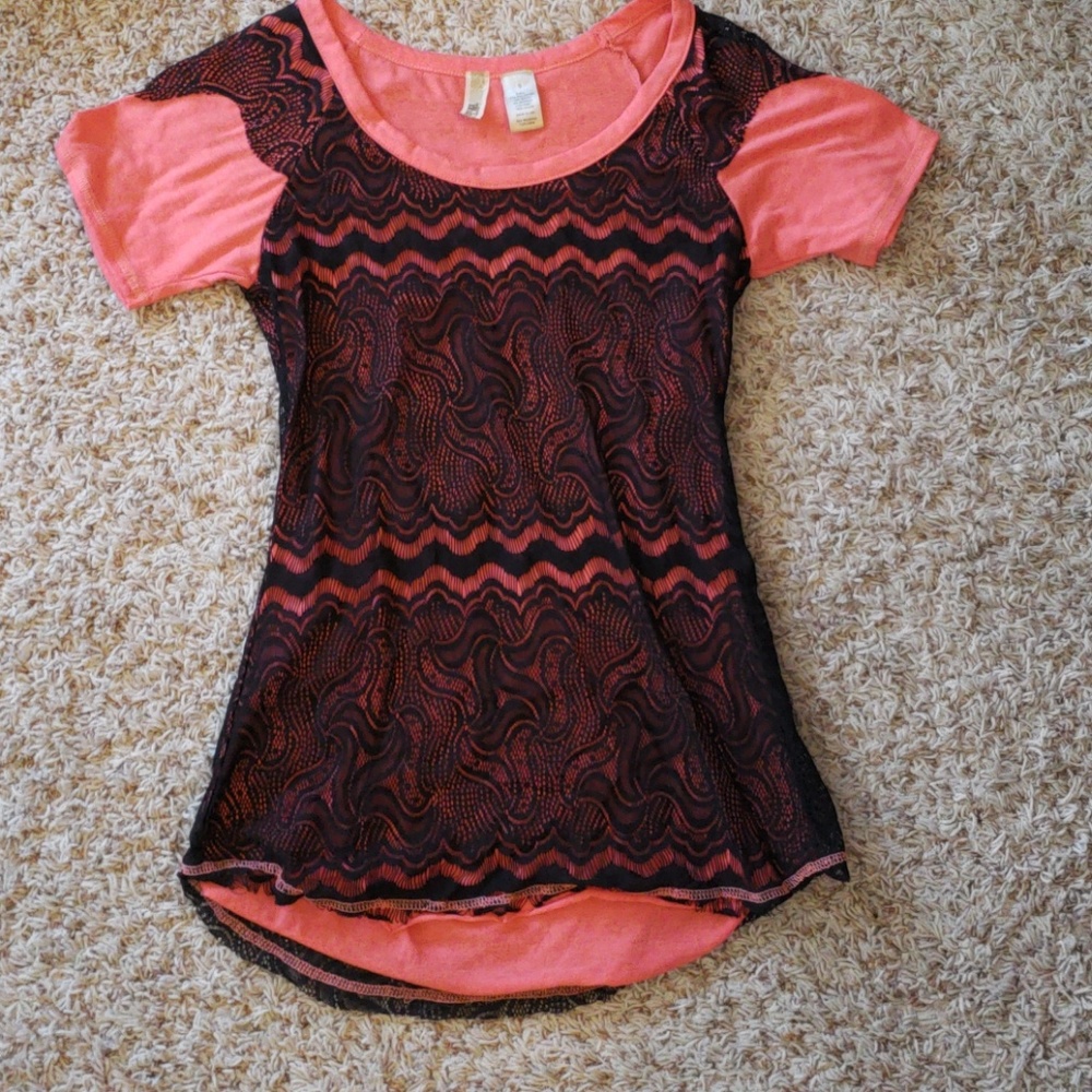 BKE short sleeve shirt